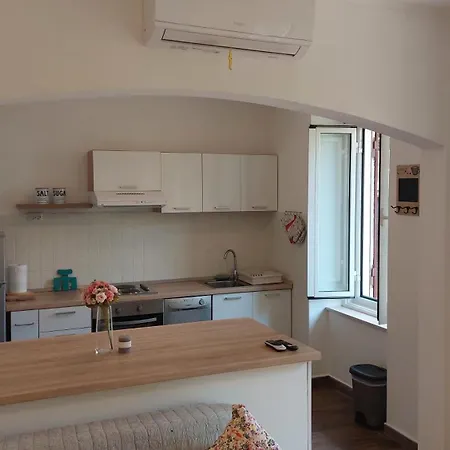 Apartment Sally