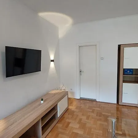 Sally Apartment